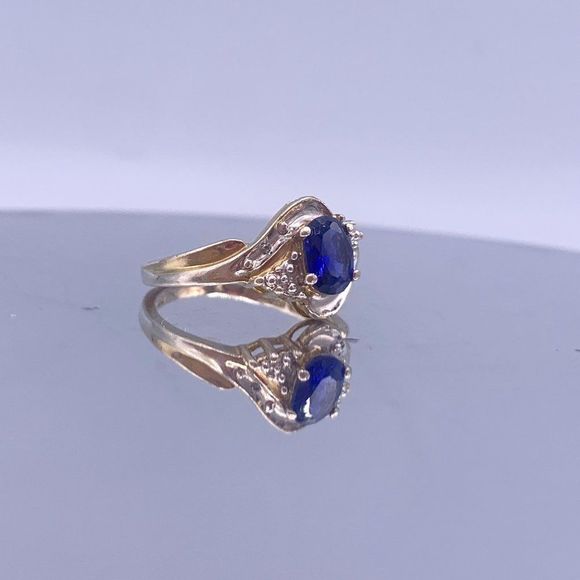 Vintage Sterling Silver Two-Tone Sapphire Ring - Picture 9 of 16